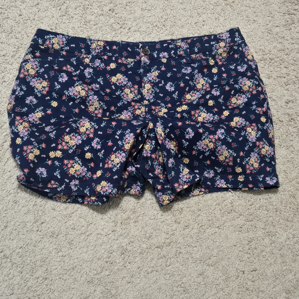 Floral Women's Shorts
